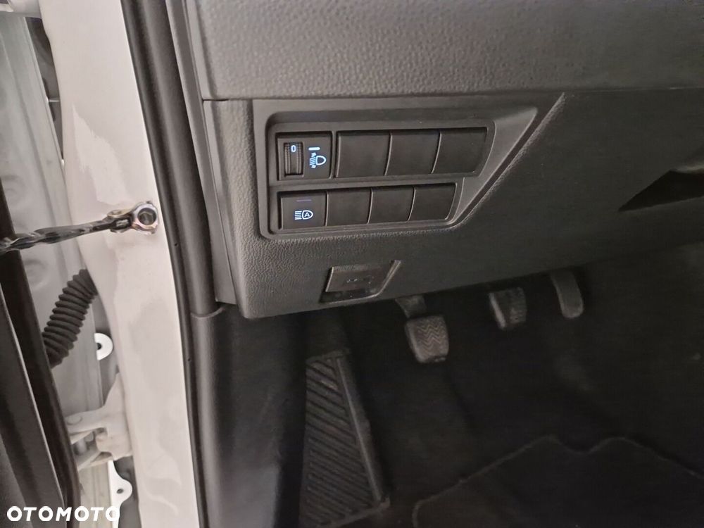 Toyota Yaris - 23