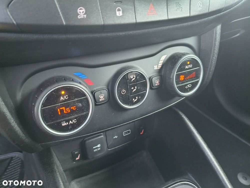 Fiat Tipo 1.4 T-Jet 16v S-Design - 9