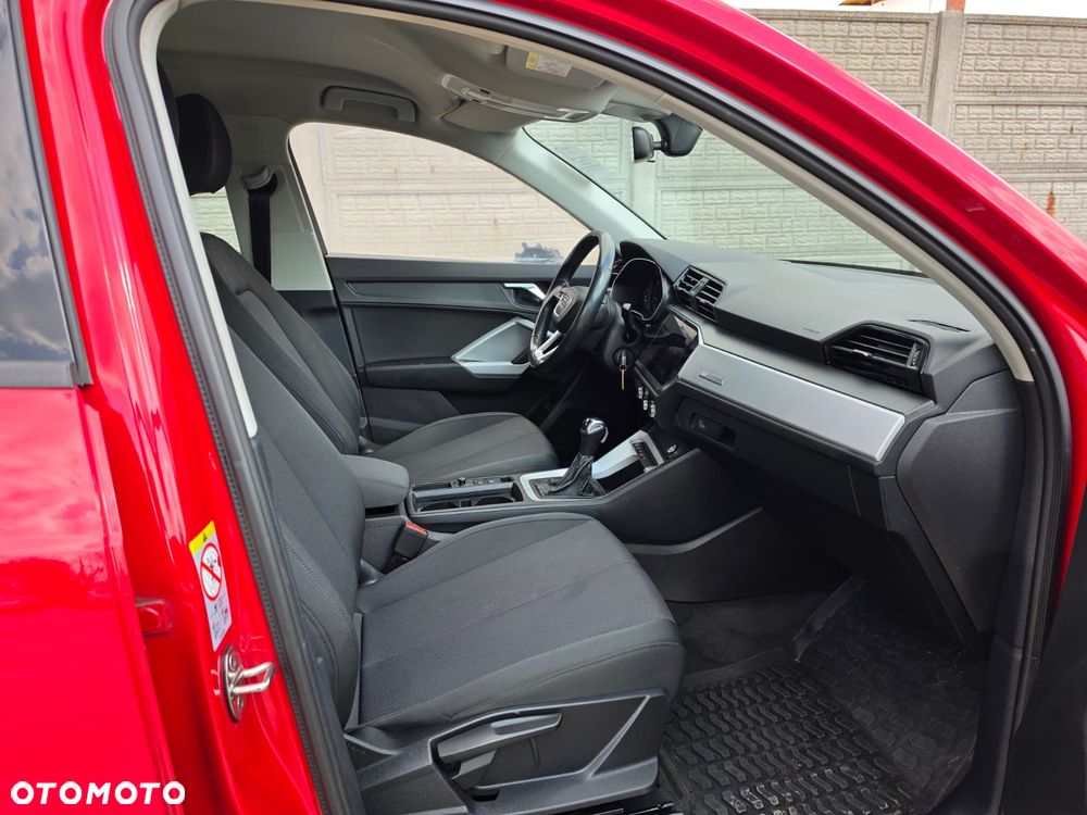 Audi Q3 45 TFSIe S tronic - 10
