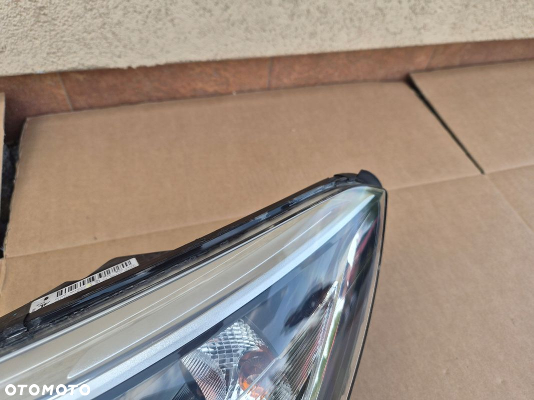 LAMPA PRZEDNIA RENAULT CAPTUR I ORYGINAŁ - 2