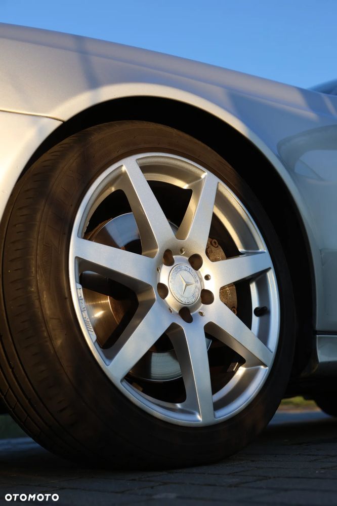 Mercedes-Benz Klasa E - 9