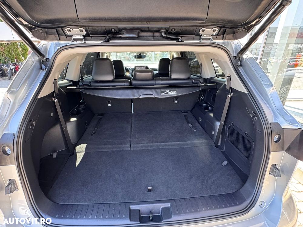 Toyota Highlander 2.5 L Hybrid Dynamic Force 248CP Exclusive Metallic - 16