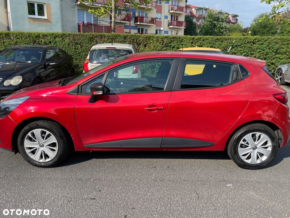 Renault Clio - 12
