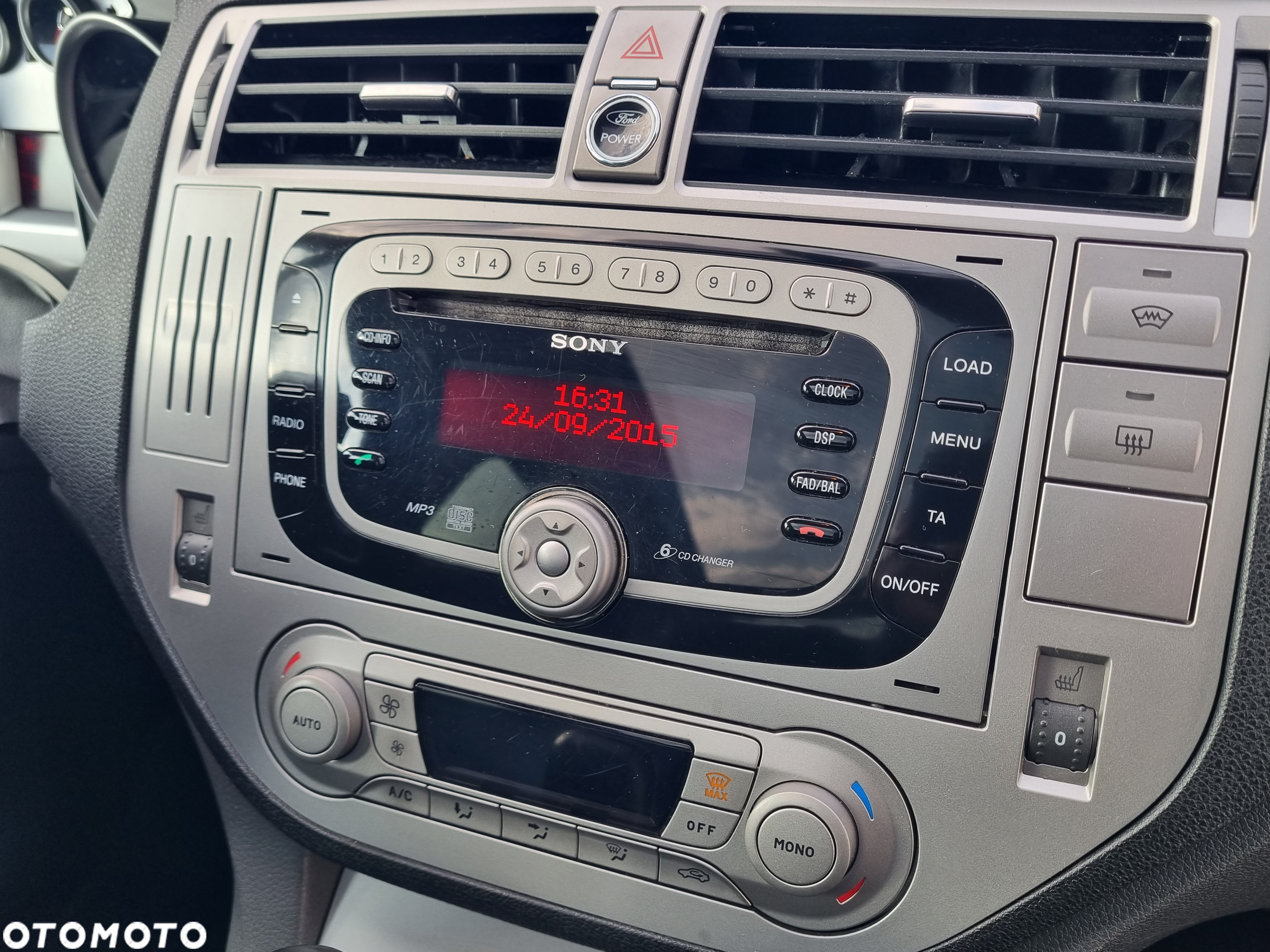 Ford Kuga 2.0 TDCi Titanium - 30