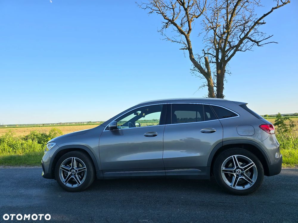 Mercedes-Benz GLA 200 d - 3
