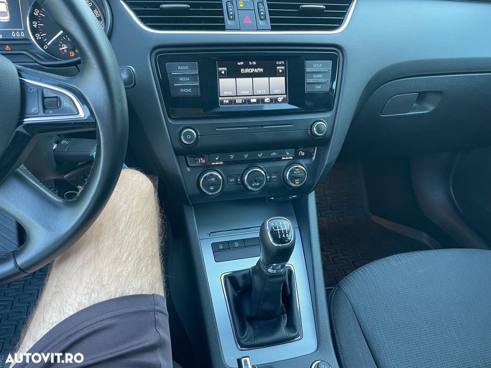 SKODA Octavia 2015 — imagine 24