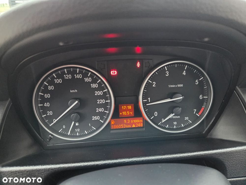 BMW X1 sDrive18i xLine - 17