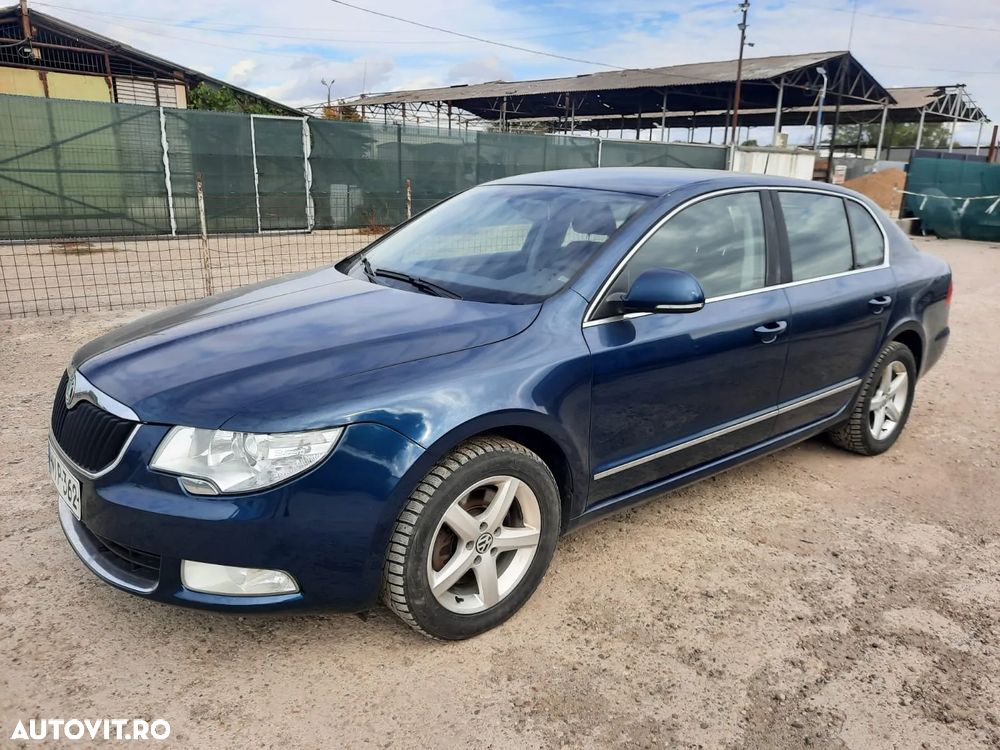 Skoda Superb 2.0 TDI DSG Comfort - 1