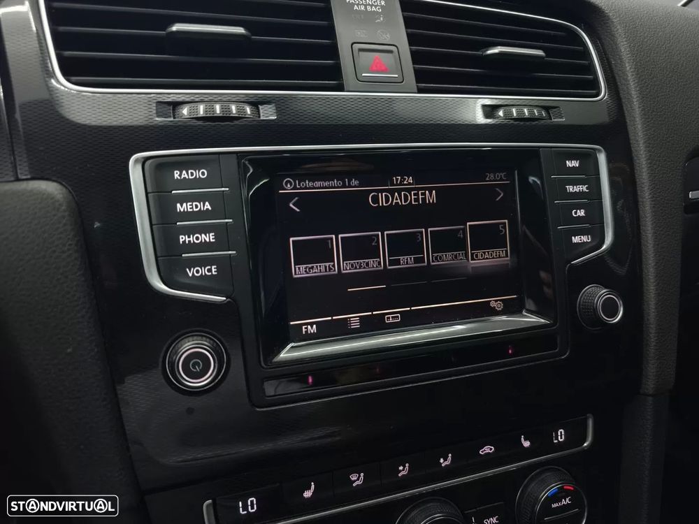 VW Golf 2.0 TDI GTD DSG - 33