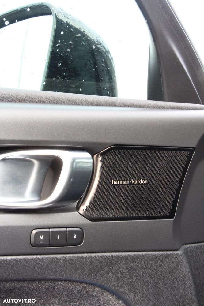 Volvo XC 40 Recharge Twin Motor AWD Ultimate - 14