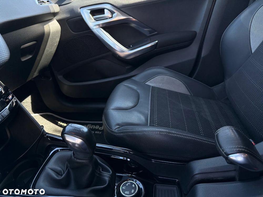 Peugeot 2008 PureTech 82 Allure - 26