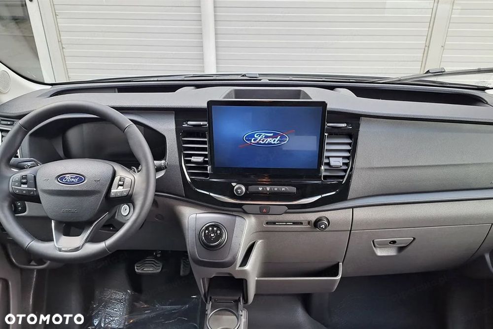Ford Transit - 11