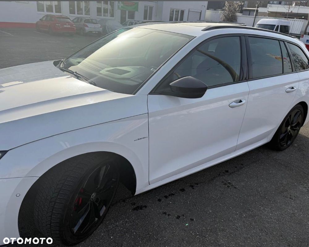 Skoda Octavia 2.0 TSI RS DSG - 10