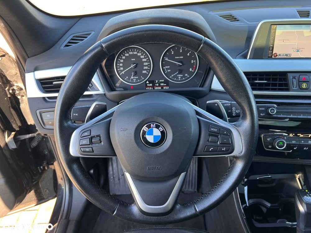 BMW X1 xDrive20d Sport Line - 14