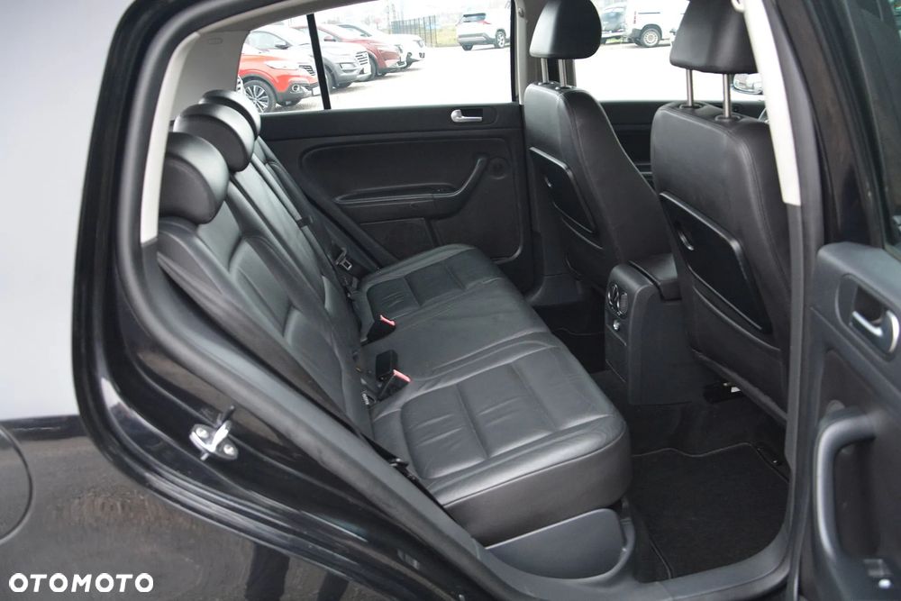 Volkswagen Golf Plus 2.0 TDI DPF Highline - 14