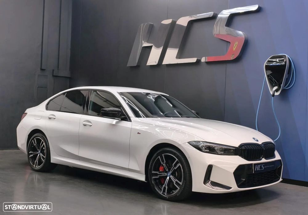 BMW 330 e Pack Desportivo M Pro Auto - 1
