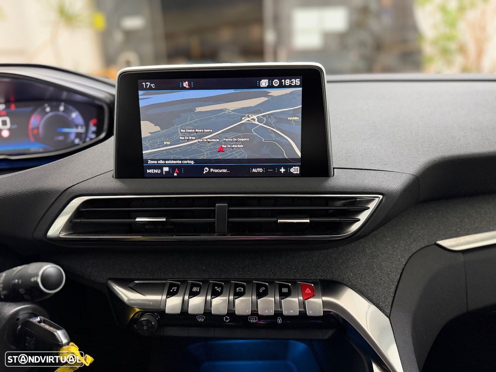 Peugeot 5008 1.5 BlueHDi Allure EAT8 - 11