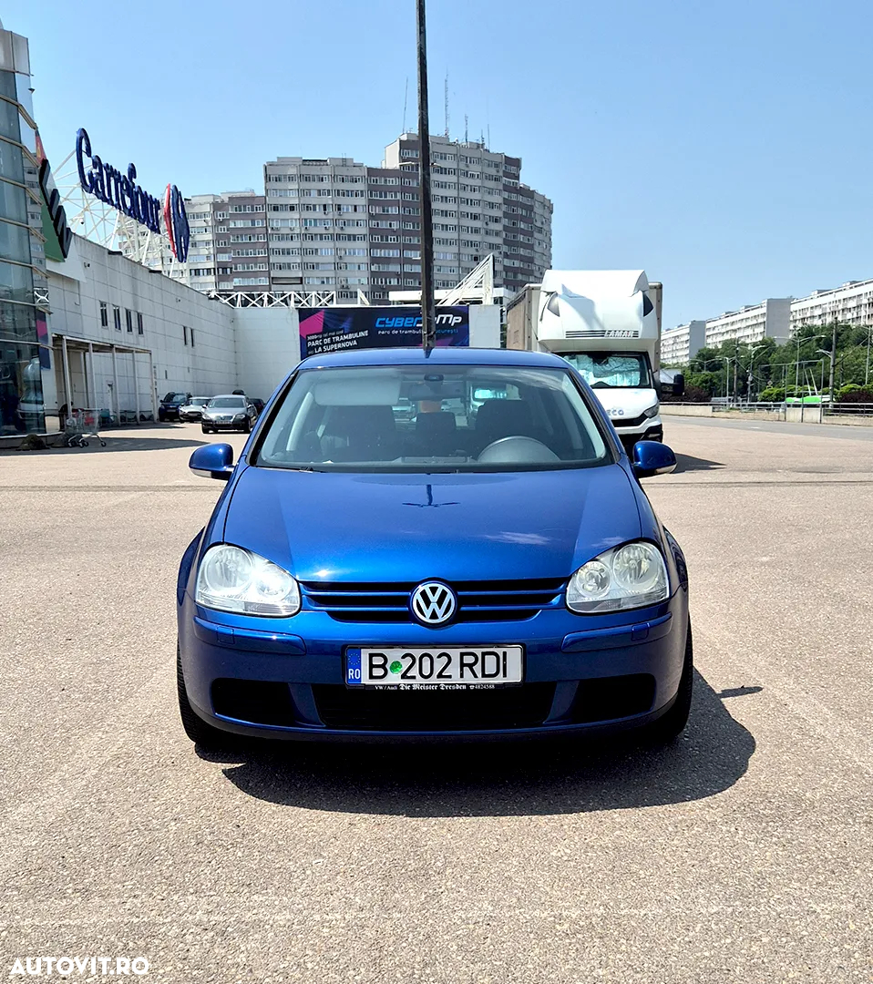 Volkswagen Golf - 3