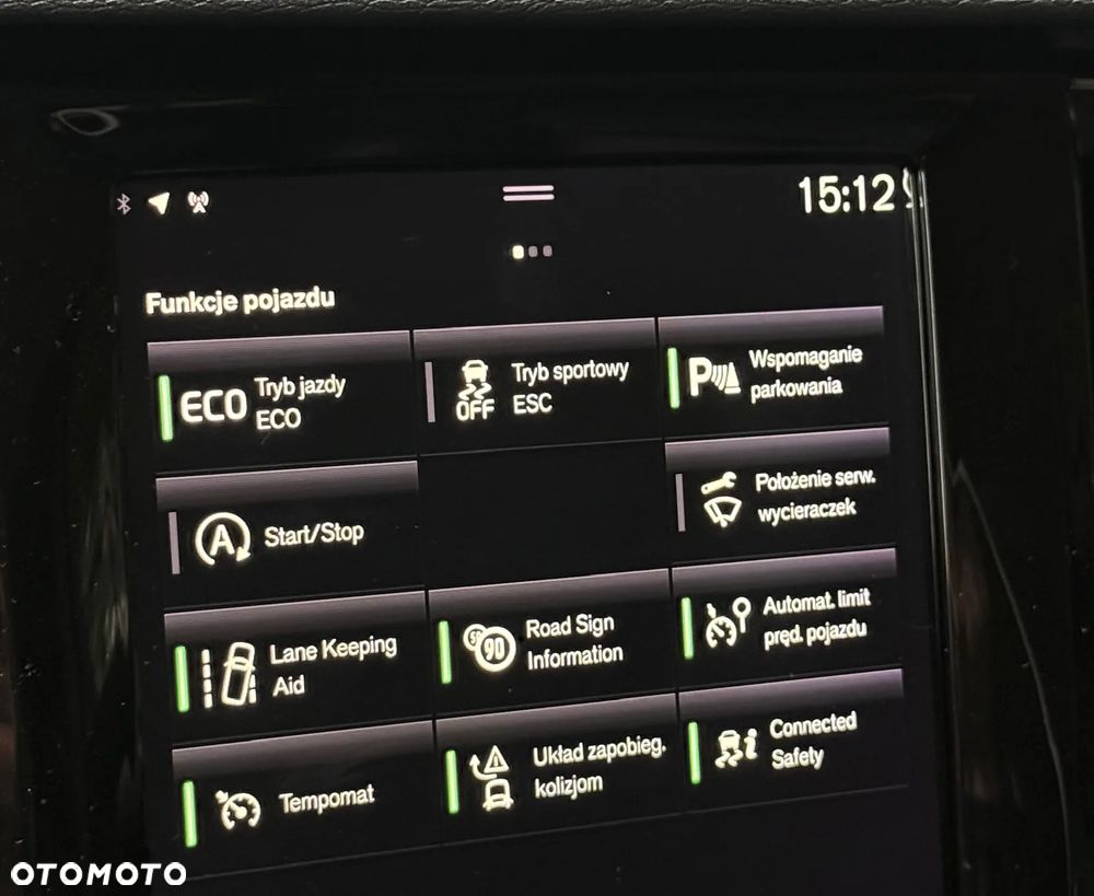 Volvo V90 D3 Geartronic Momentum Pro - 28