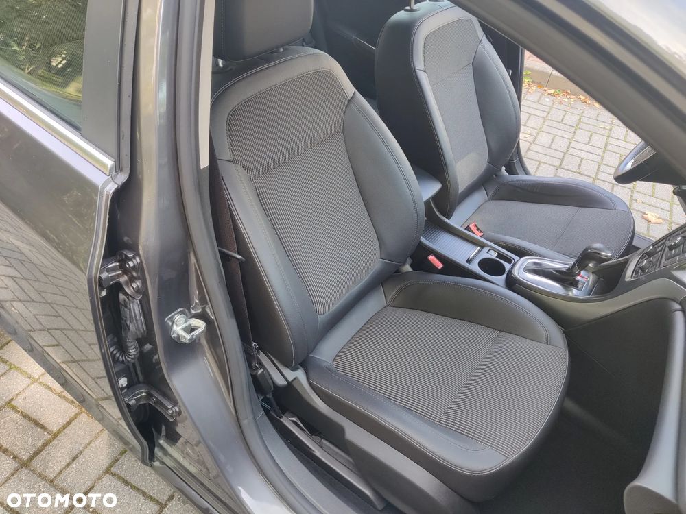 Opel Astra 1.4 Turbo Automatik Cosmo - 28