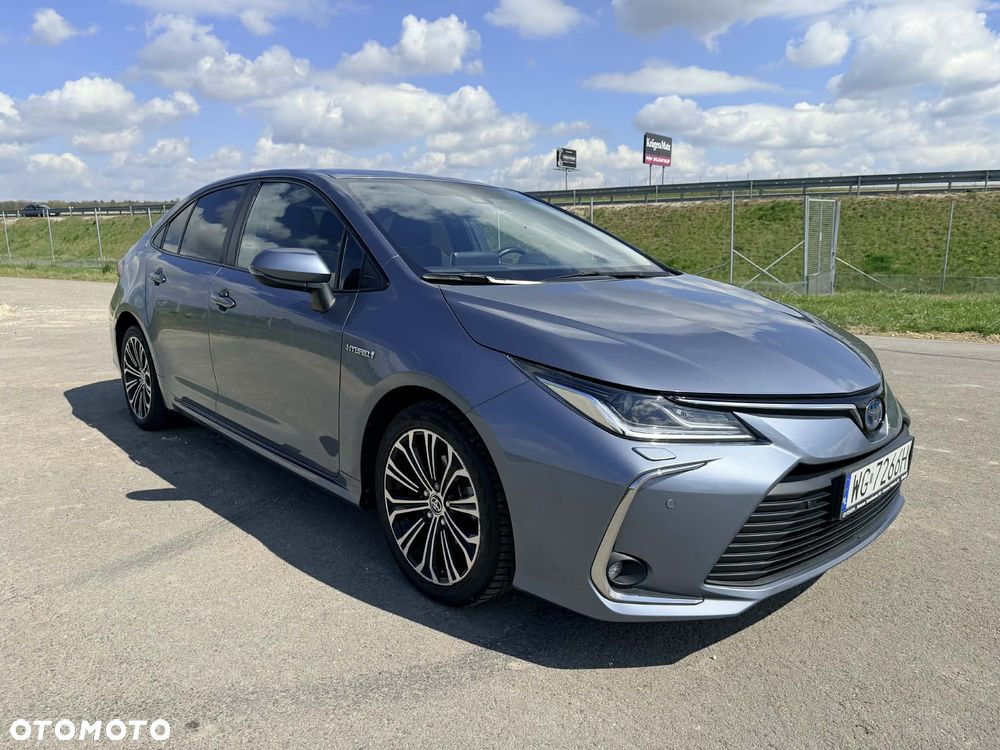 Toyota Corolla 1.8 Hybrid Selection - 11