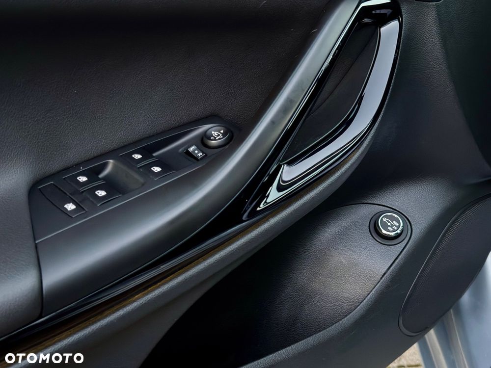 Opel Astra 1.6 CDTI DPF ecoFLEX TourerStart/Stop Exklusiv - 16