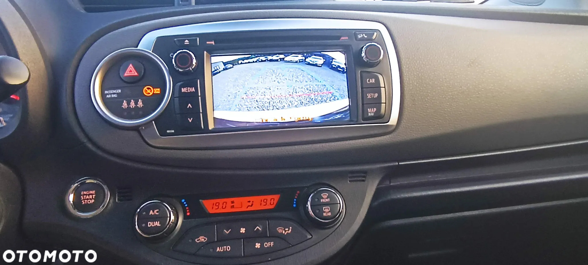Toyota Yaris - 7