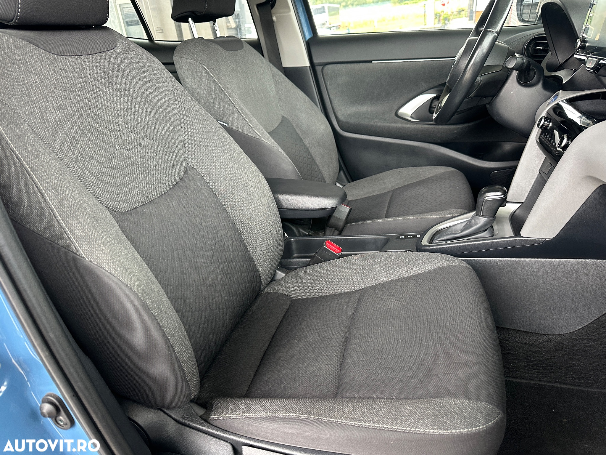 Toyota Yaris Cross Hybrid 1.5 VVT-i Business Edition - 9