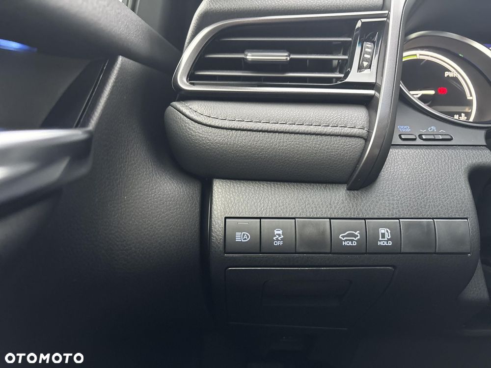 Toyota Camry 2.5 Hybrid Comfort CVT - 19