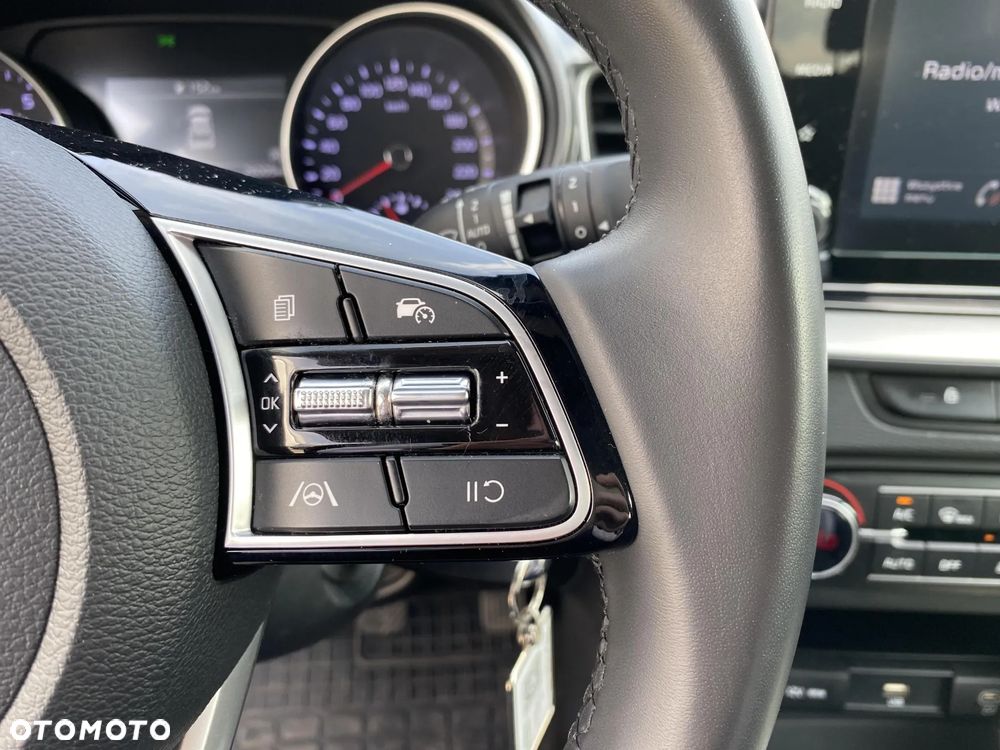 Kia XCeed 1.5 T-GDI M - 22