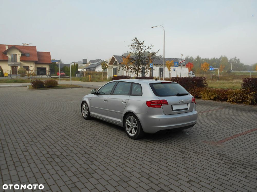 Audi A3 Sportback 1.4 TFSI S Line Sportpaket plus - 8
