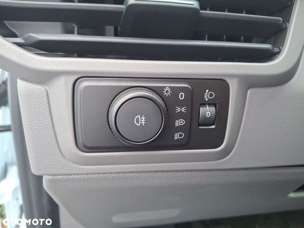 Volkswagen Transporter Furgon 2.0 TDI 150 KM manual - 19