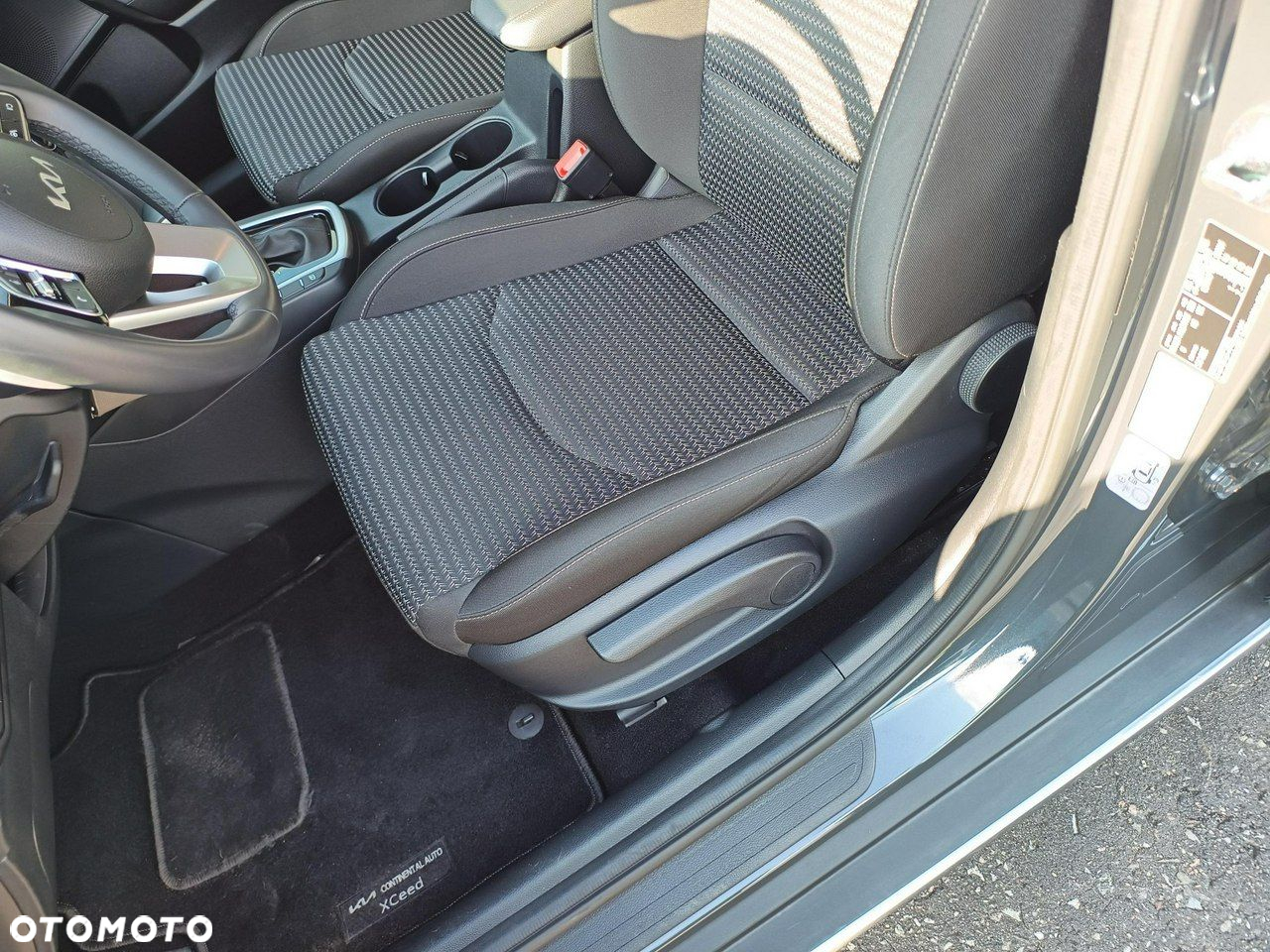Kia XCeed - 12