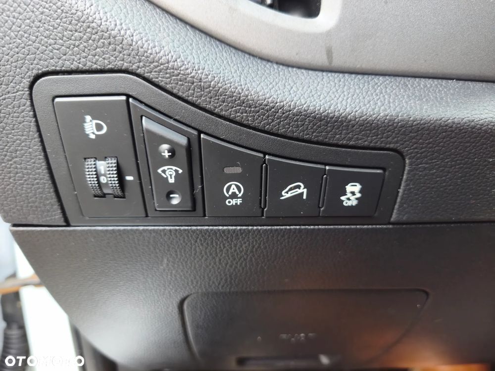 Kia Sportage 1.7 CRDI Business Line M 2WD - 25