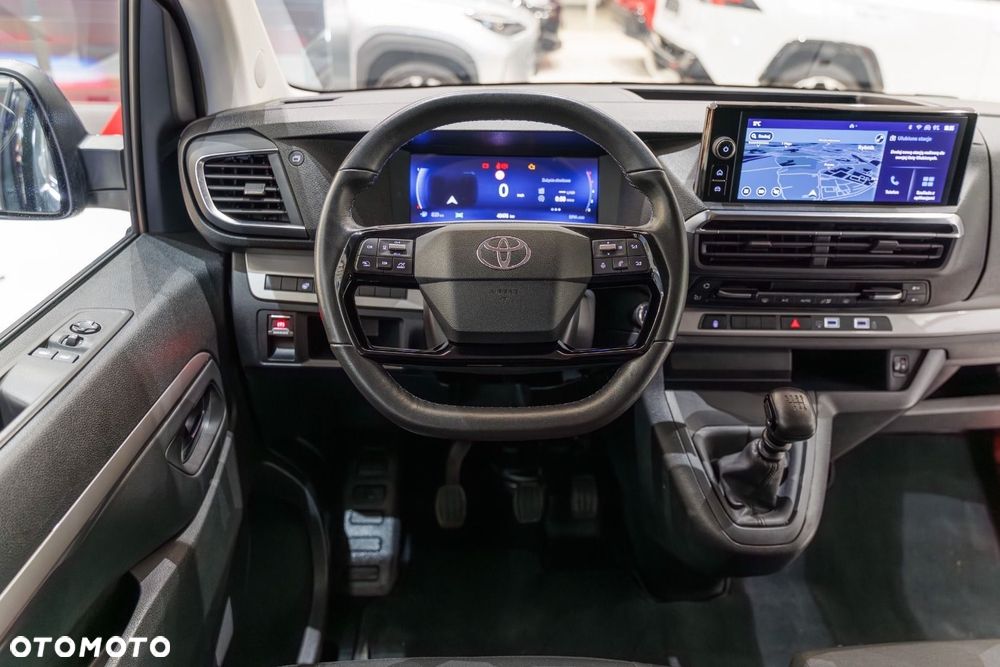 Toyota Proace Verso - 32