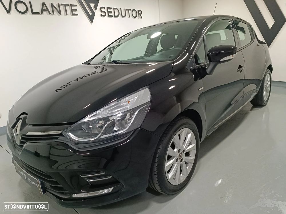 Renault Clio - 1