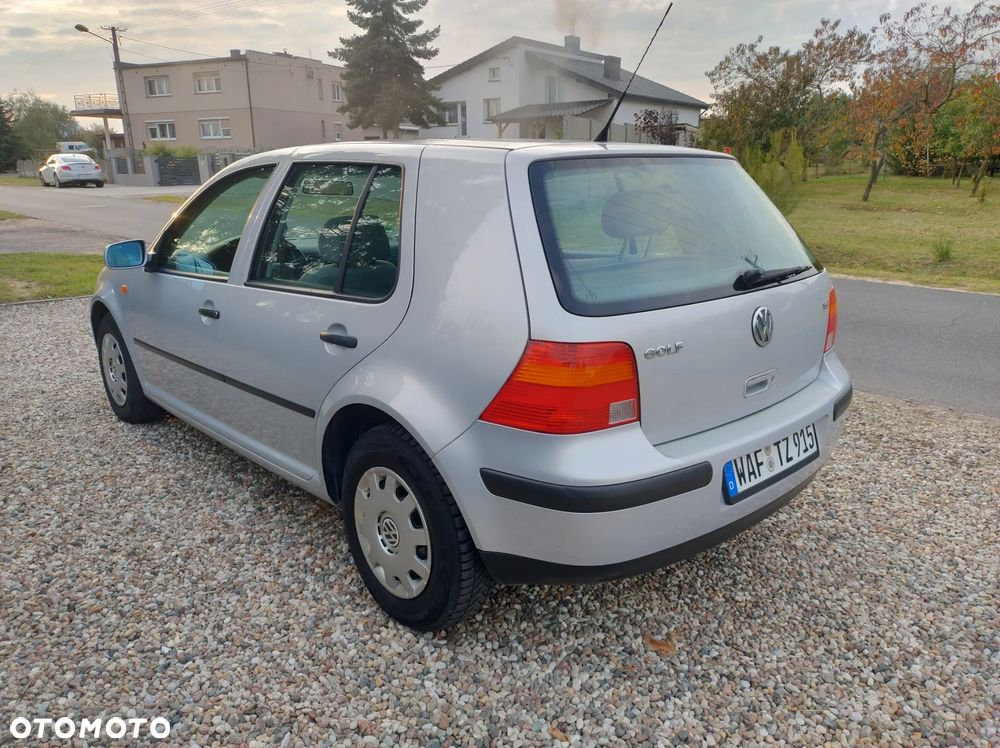 Volkswagen Golf 1999 photo 3