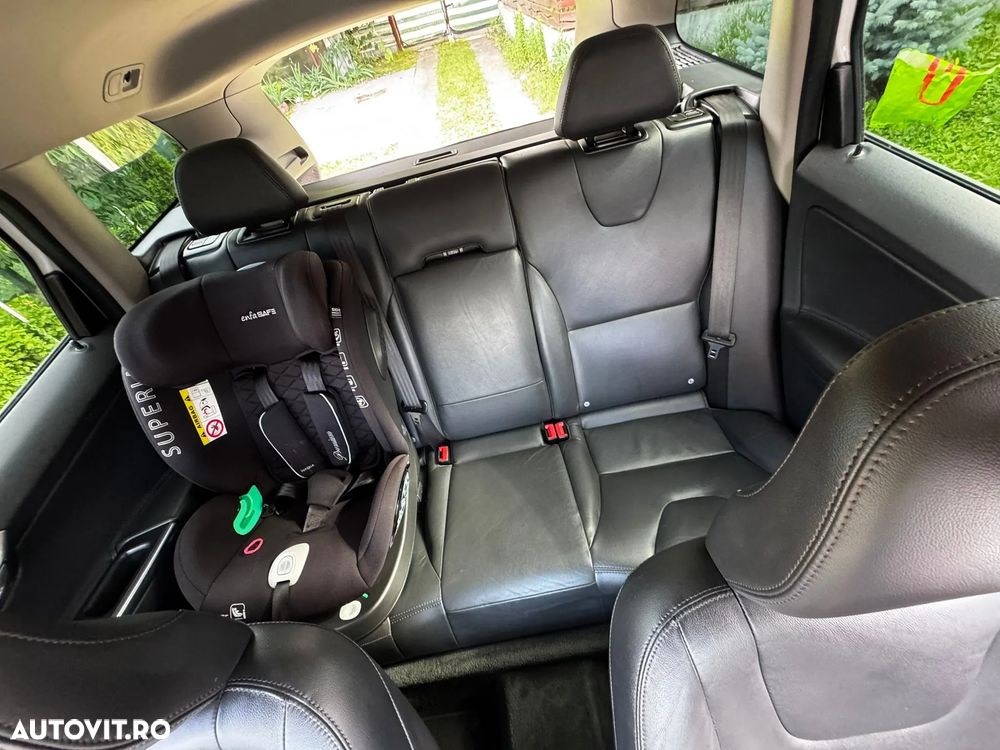 Volvo XC 60 D4AWD Kinetic - 16