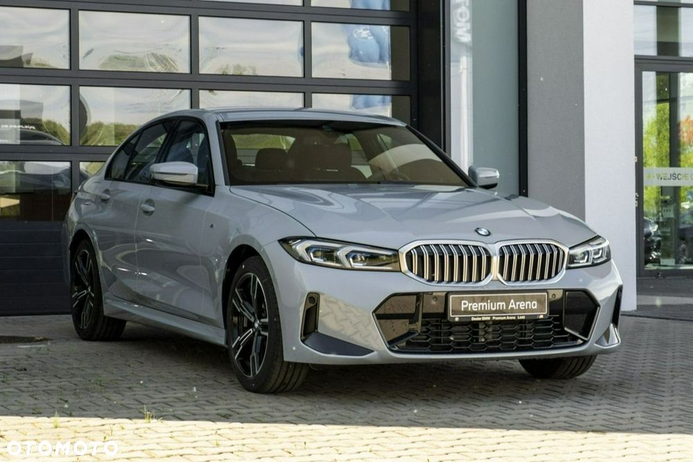 BMW Seria 3 320i - 5