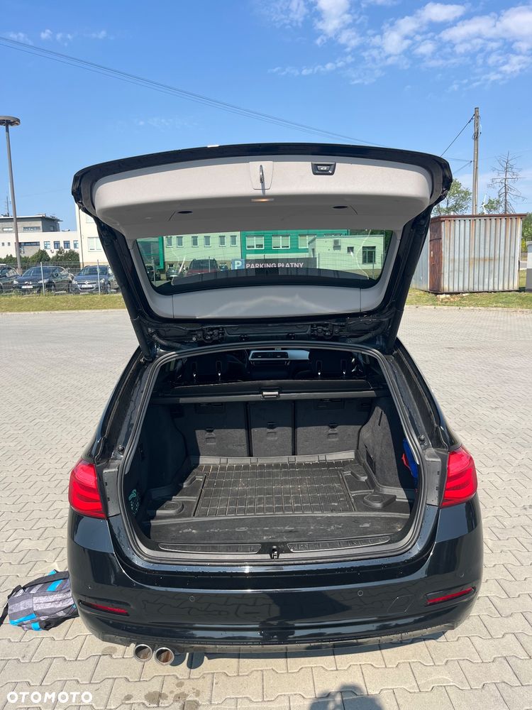 BMW Seria 3 320d - 16