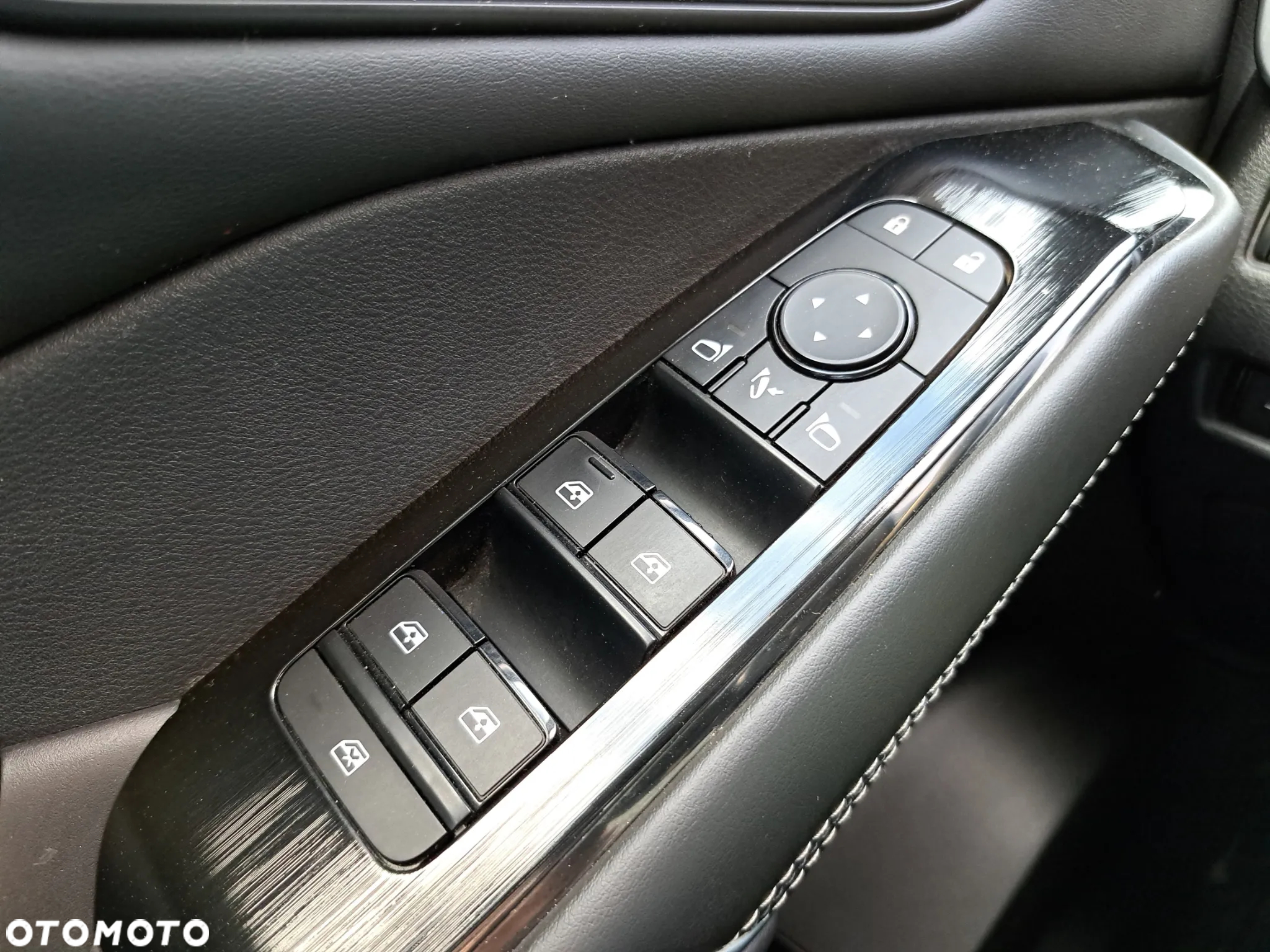 Nissan Qashqai 1.3 DIG-T N-Connecta EU6d - 15