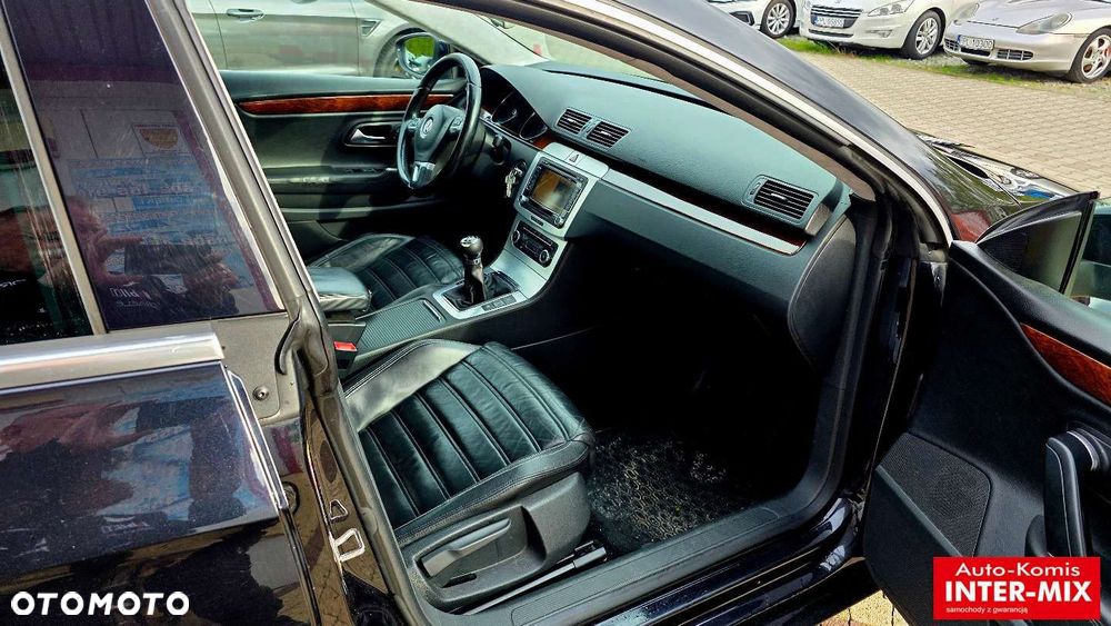 Volkswagen Passat CC - 33