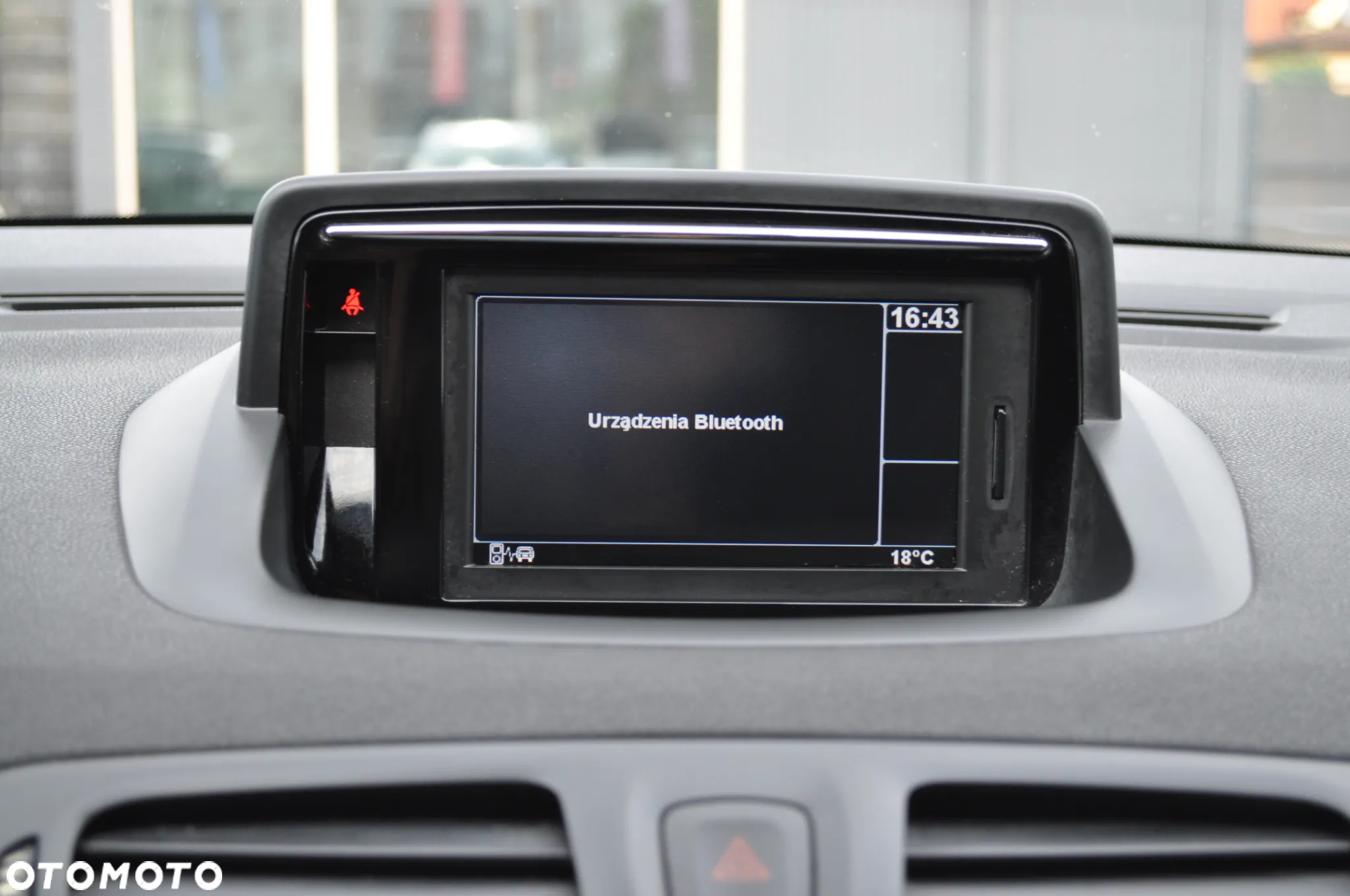 Renault Megane Grandtour ENERGY TCe 115 Start & Stopp LIMITED - 29