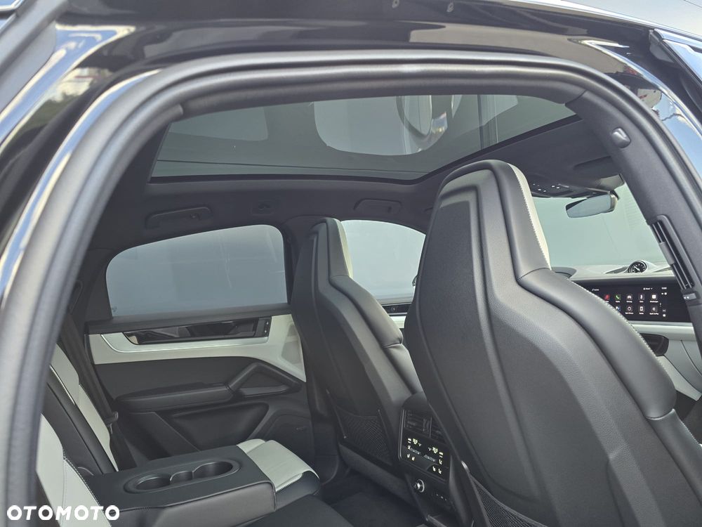 Porsche Cayenne S E-Hybrid PHEV - 25