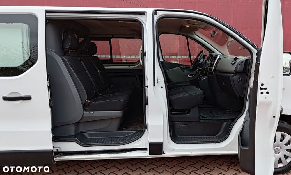 Renault Trafic - 1