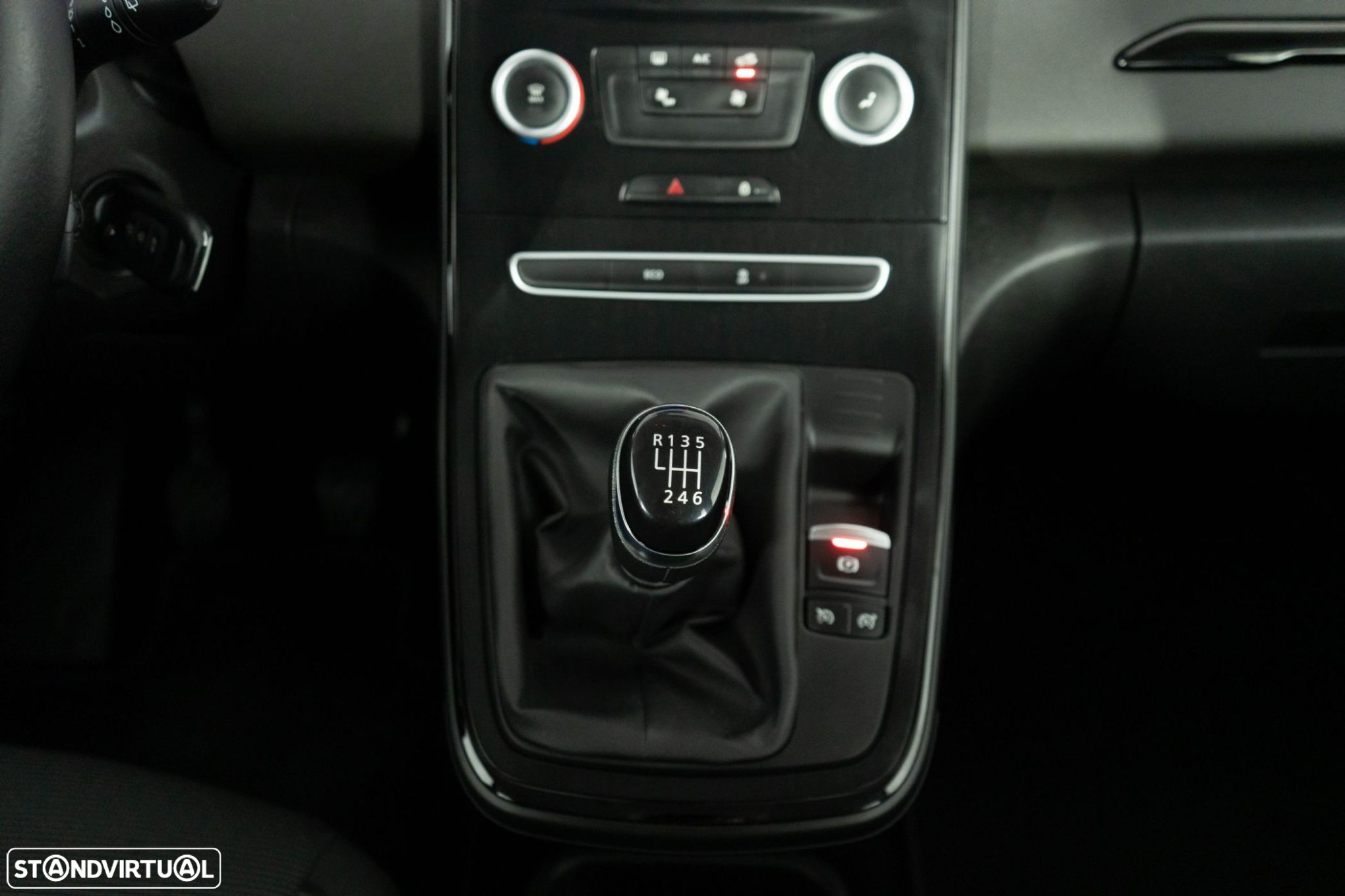 Renault Scénic ENERGY dCi 110 EXPERIENCE - 21