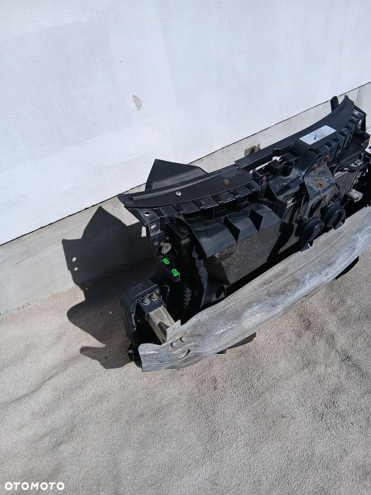 PAS PRZEDNI CZOŁÓWKA KOMPLETNA AUID A6 C 6 2,7 TDI - 3