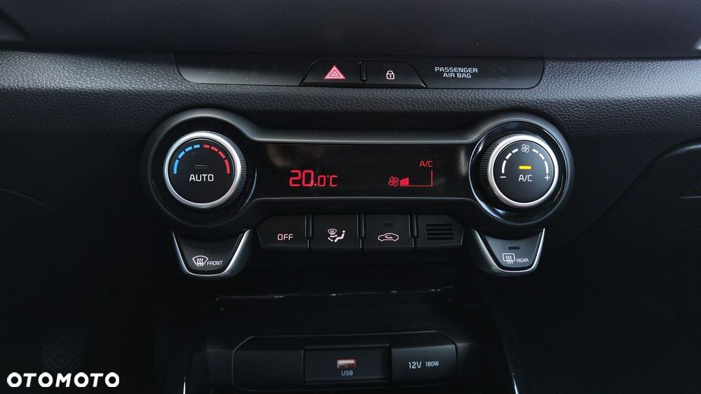 Kia Stonic - 19