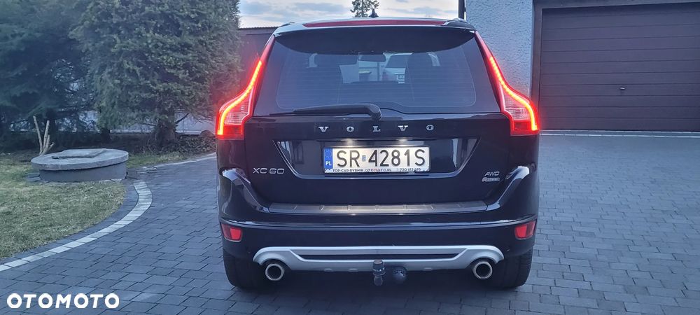 Volvo XC 60 D5 AWD Geartronic Kinetic - 4