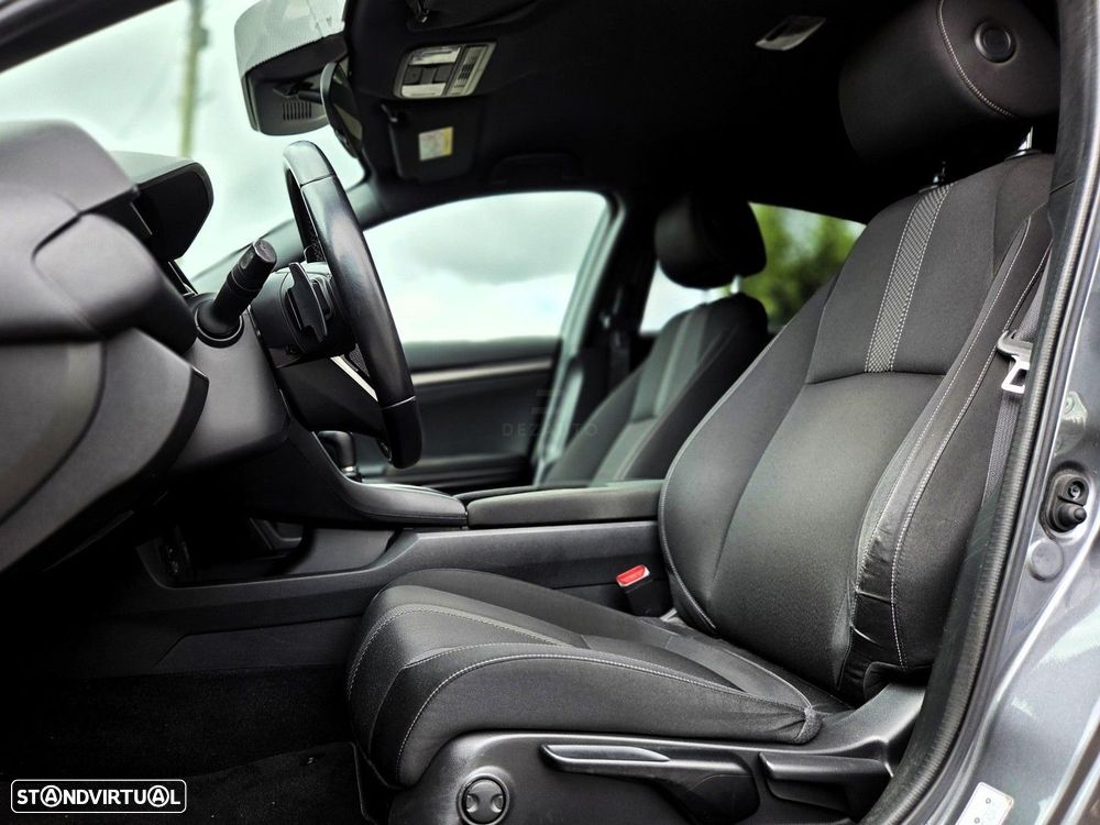 Honda Civic 1.0 i-VTEC Elegance Navi CVT - 11
